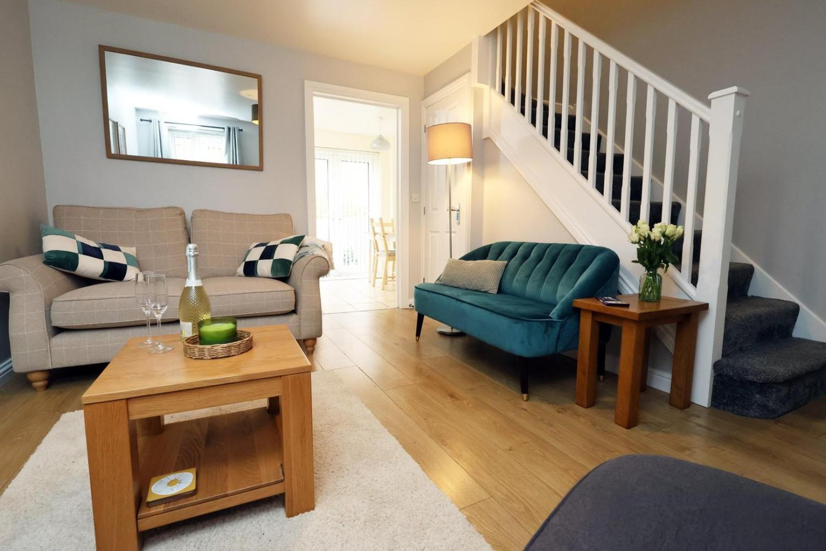 Appartement Relaxing 2-Bed Coastal Escape In Port Talbot Extérieur photo