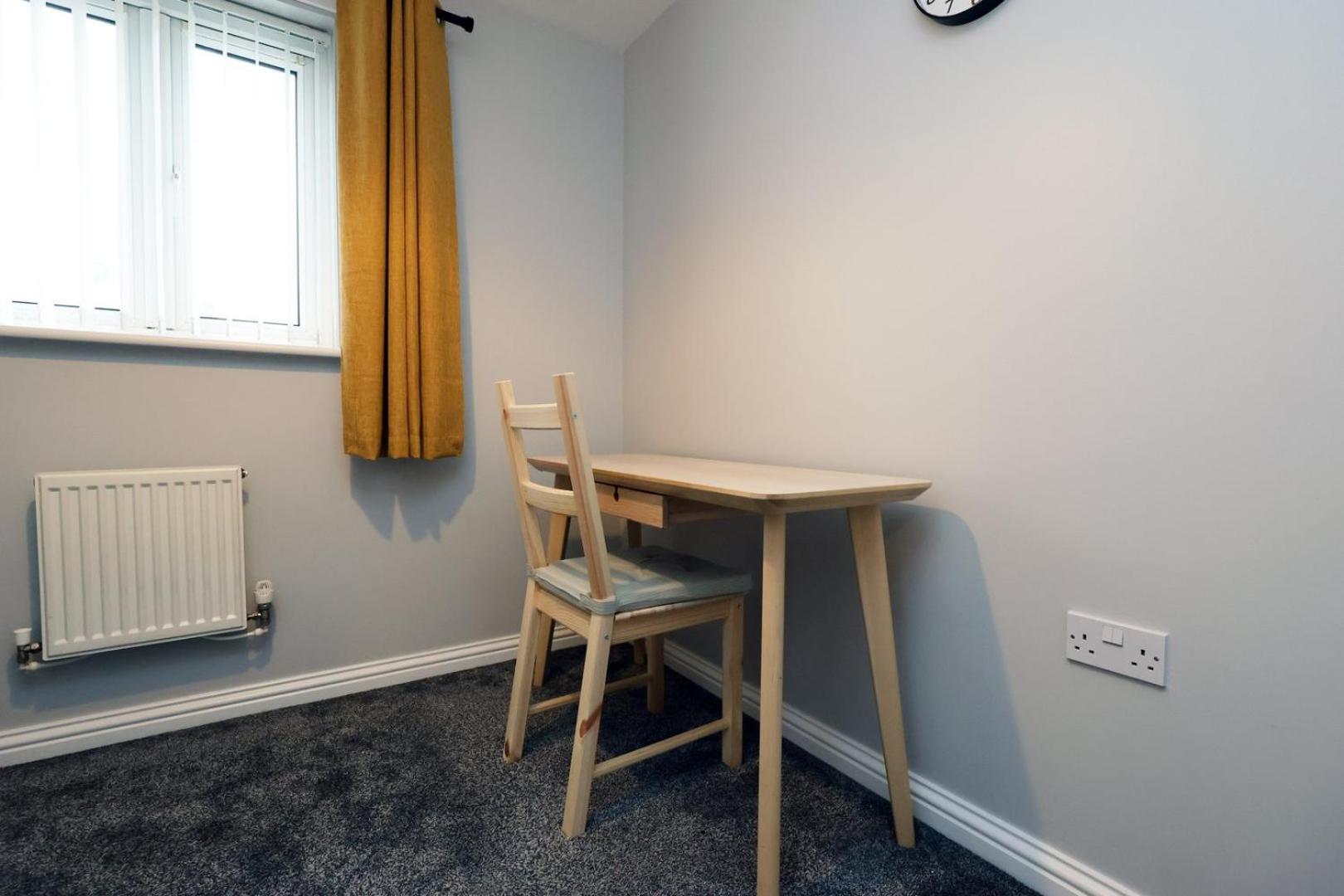Appartement Relaxing 2-Bed Coastal Escape In Port Talbot Extérieur photo